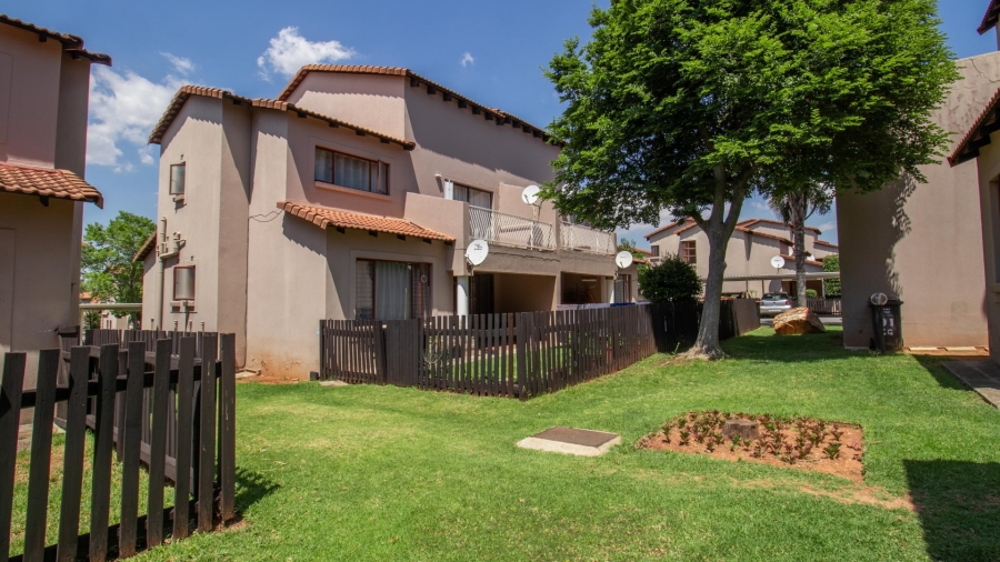 2 Bedroom Property for Sale in Northwold Gauteng