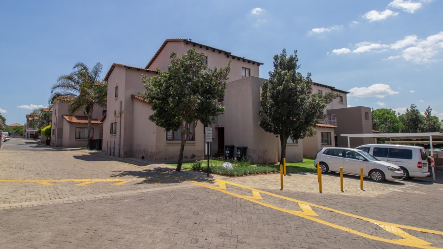 2 Bedroom Property for Sale in Northwold Gauteng