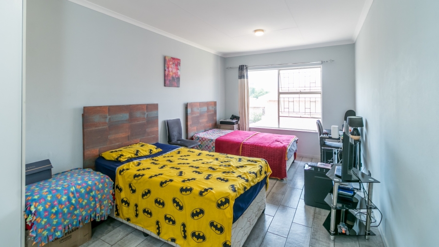 3 Bedroom Property for Sale in Noordhang Gauteng