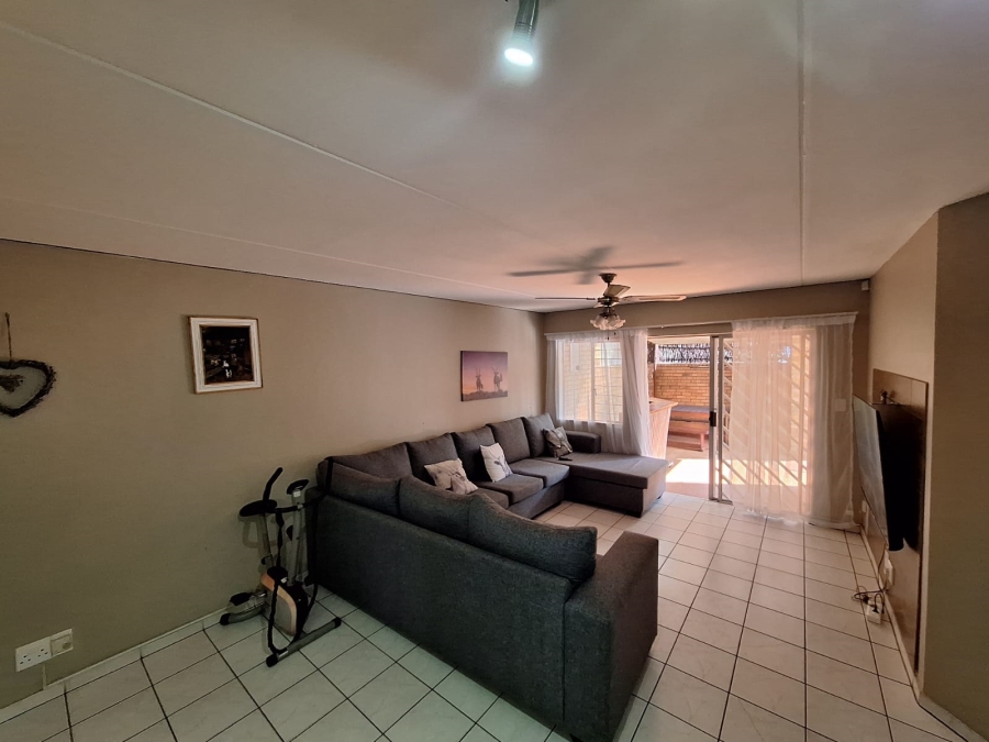 3 Bedroom Property for Sale in Clubview Gauteng