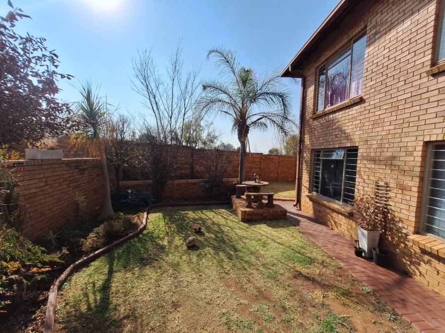 3 Bedroom Property for Sale in Clubview Gauteng