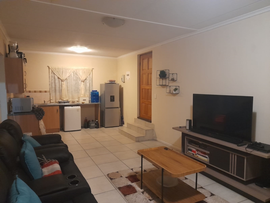 To Let 2 Bedroom Property for Rent in Meredale Gauteng