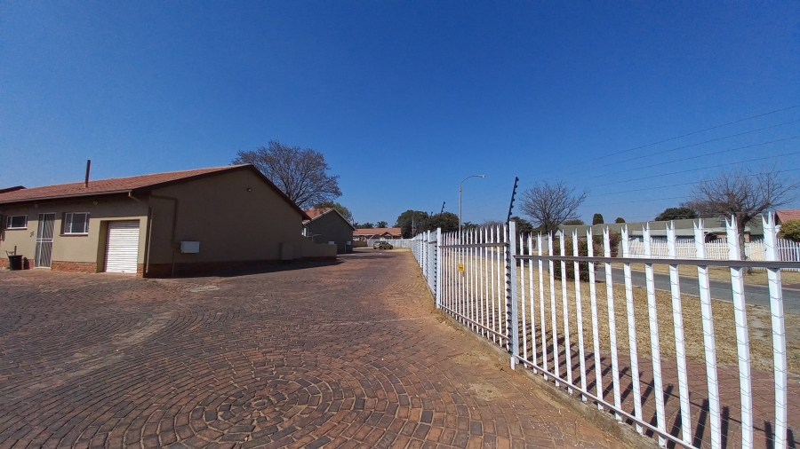 3 Bedroom Property for Sale in Parkrand Gauteng