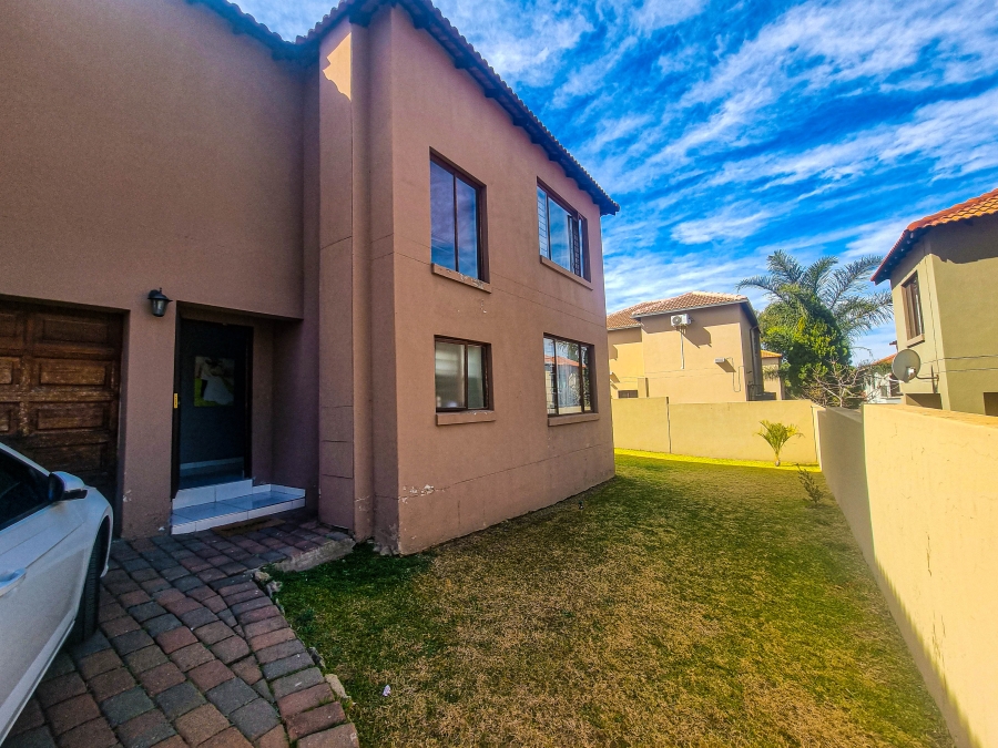 3 Bedroom Property for Sale in Fourways Gauteng