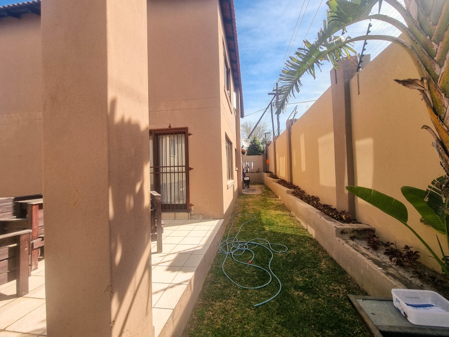 3 Bedroom Property for Sale in Fourways Gauteng