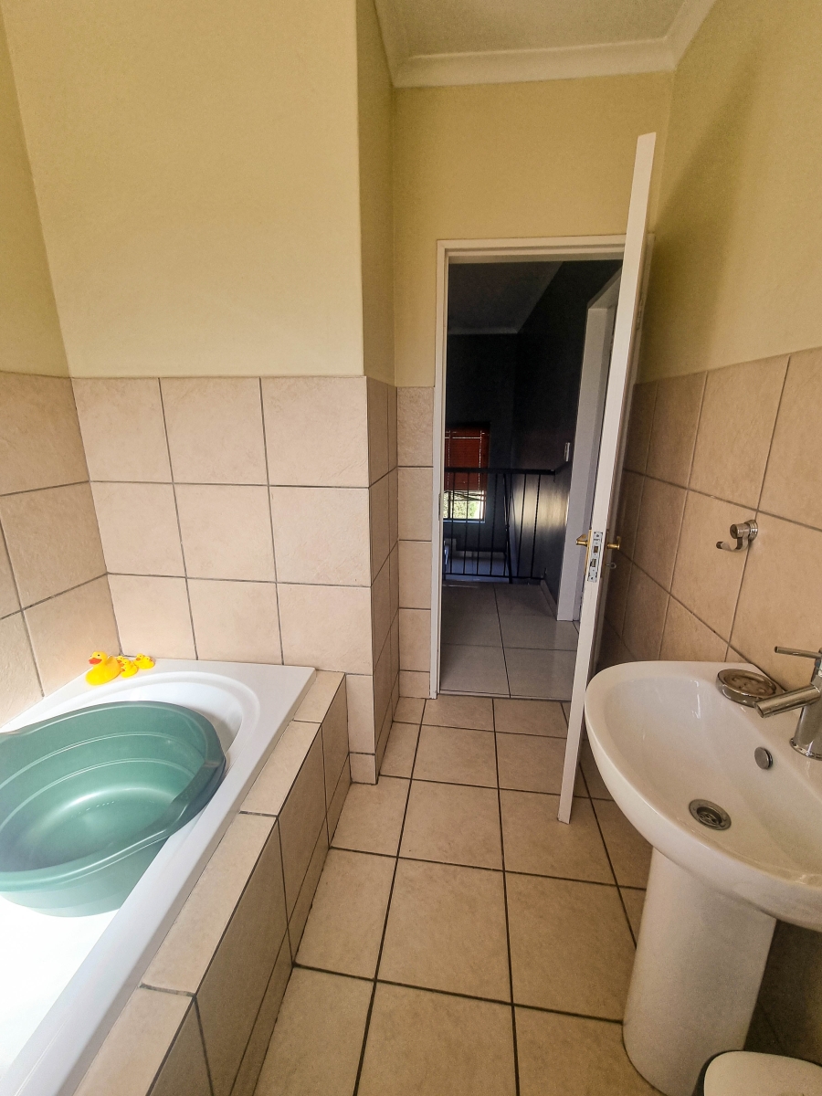 3 Bedroom Property for Sale in Fourways Gauteng