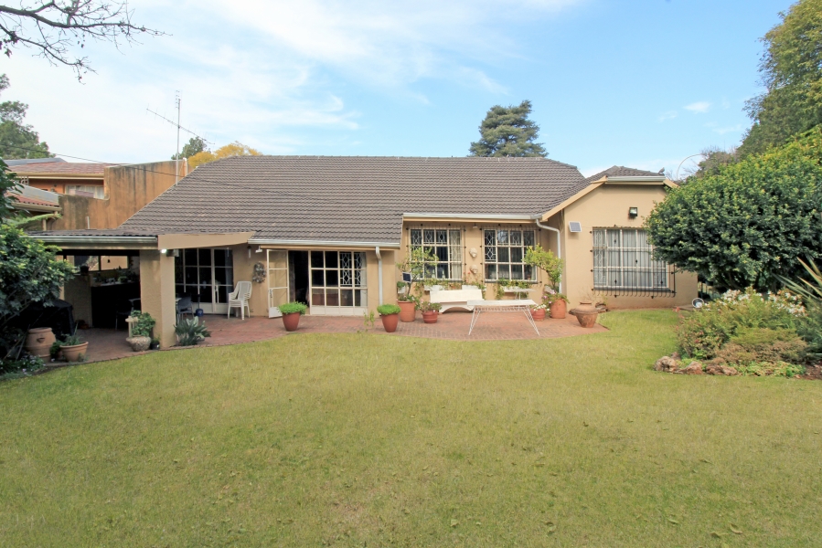 4 Bedroom Property for Sale in Glenhazel Gauteng