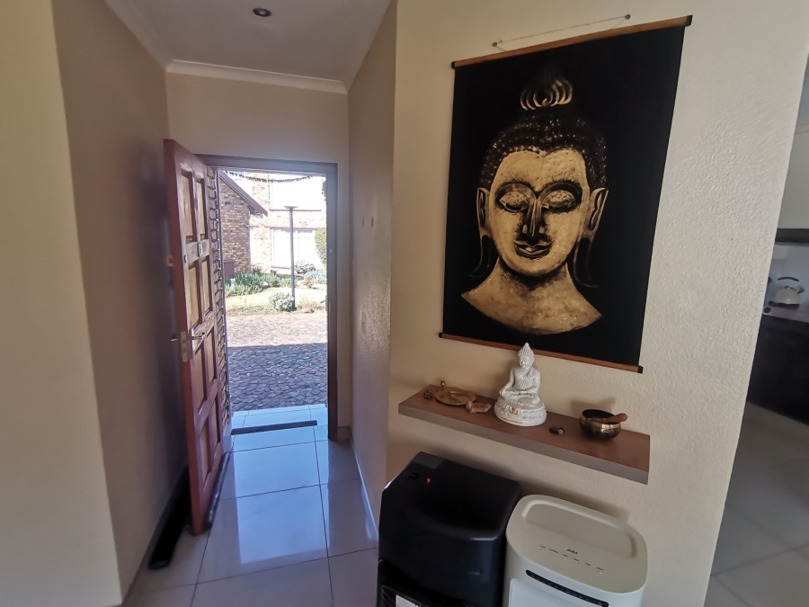 2 Bedroom Property for Sale in Mayfield Park Gauteng