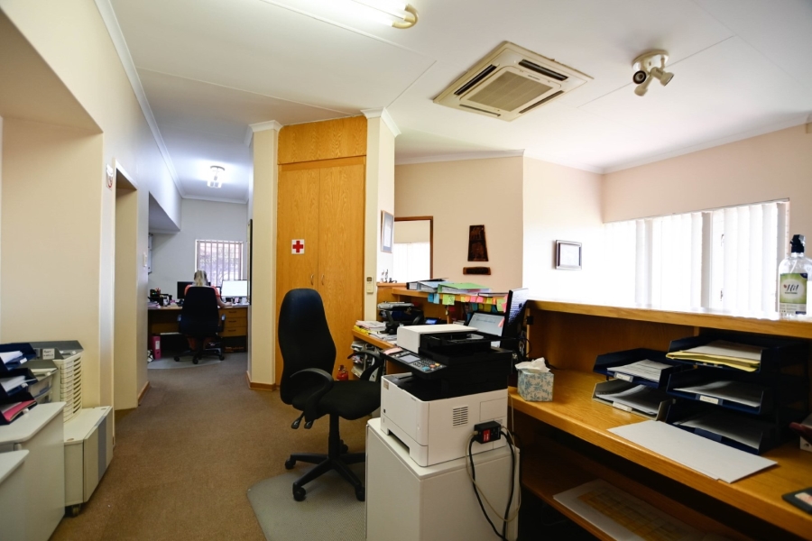 4 Bedroom Property for Sale in Magalieskruin Gauteng