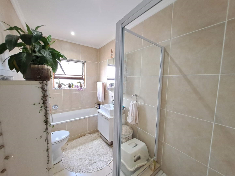 1 Bedroom Property for Sale in Barbeque Downs Gauteng
