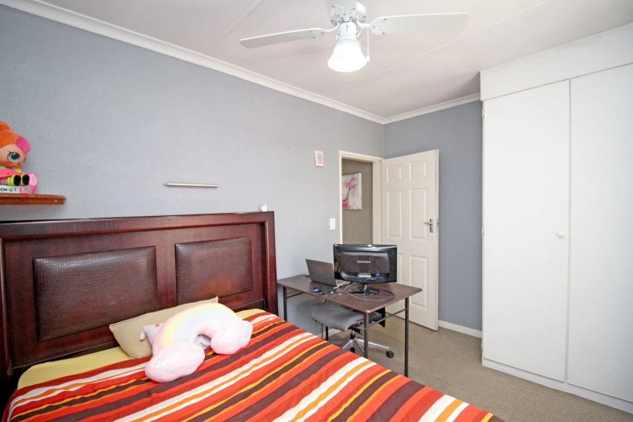 2 Bedroom Property for Sale in Allens Nek Gauteng