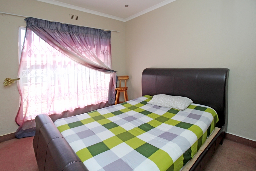 4 Bedroom Property for Sale in Weltevreden Park Gauteng