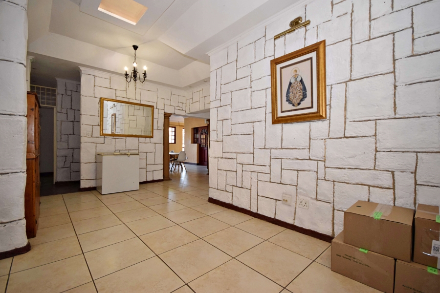 4 Bedroom Property for Sale in Olivedale Gauteng