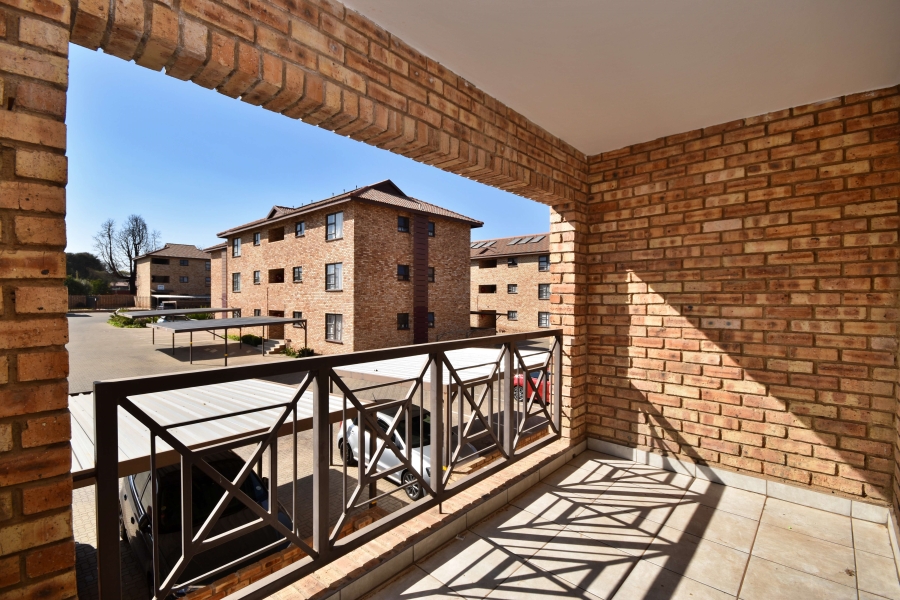 2 Bedroom Property for Sale in Honeydew Gauteng