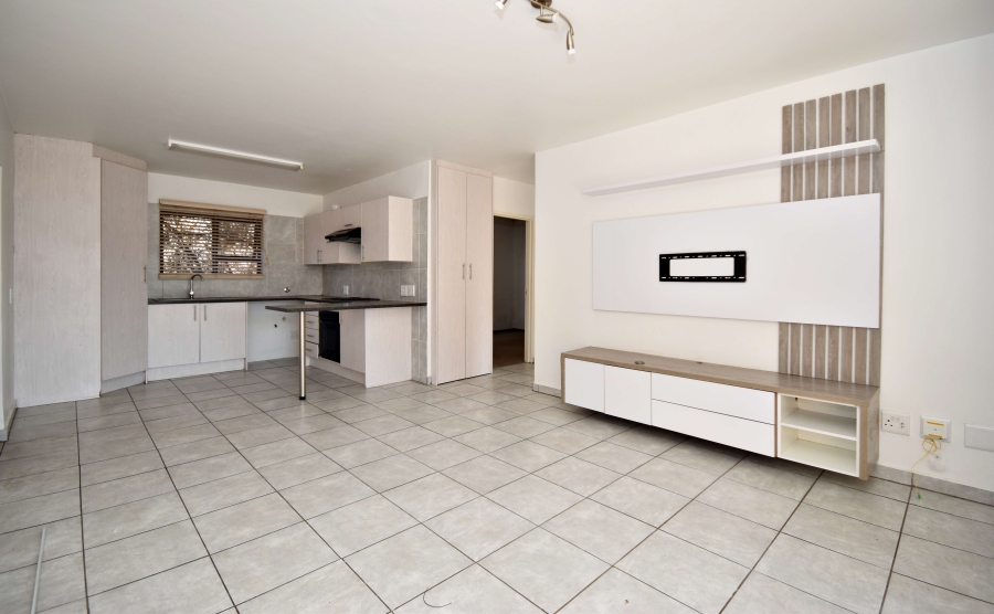 2 Bedroom Property for Sale in Honeydew Gauteng