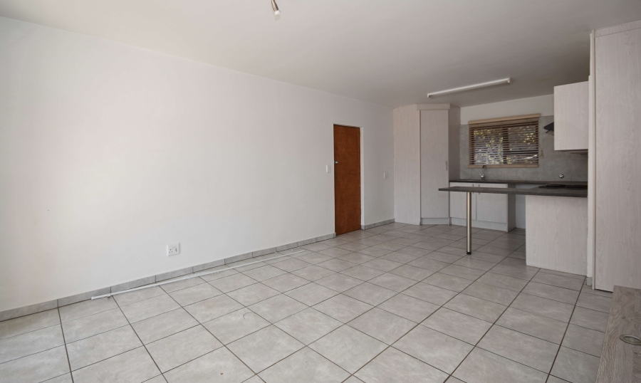 2 Bedroom Property for Sale in Honeydew Gauteng