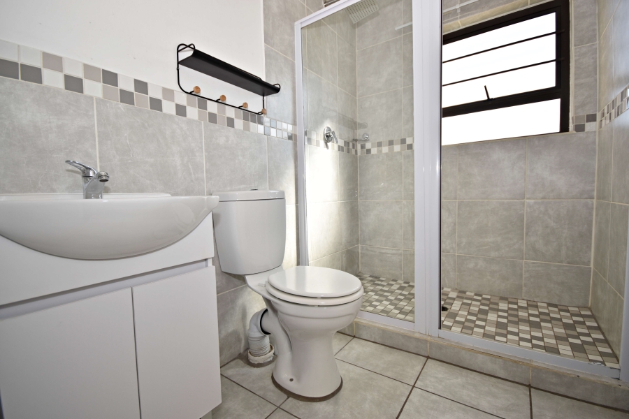 2 Bedroom Property for Sale in Honeydew Gauteng