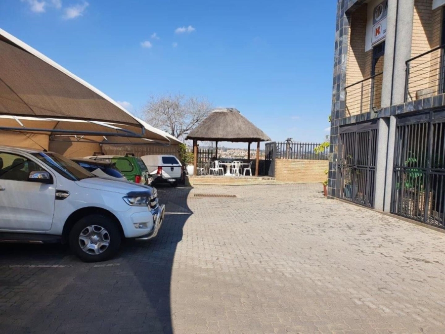 Commercial Property for Sale in Barbeque Downs Gauteng