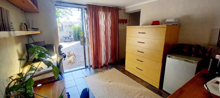 4 Bedroom Property for Sale in Parktown Estate Gauteng