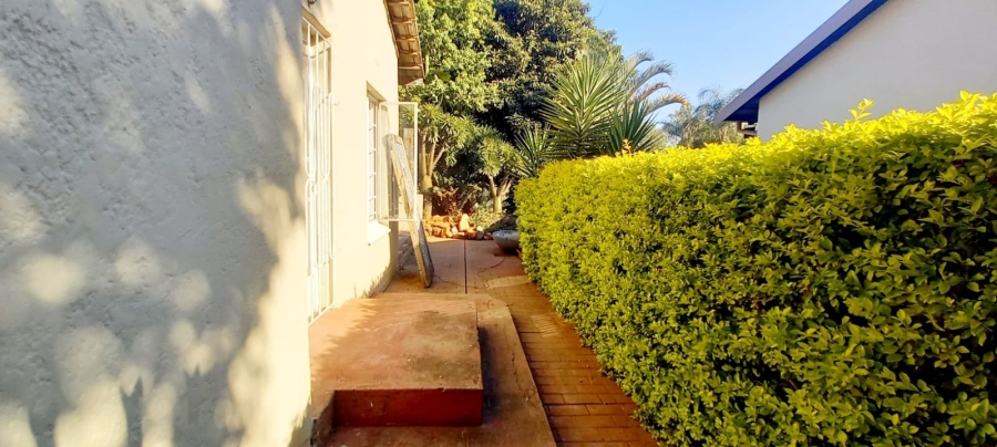 4 Bedroom Property for Sale in Parktown Estate Gauteng