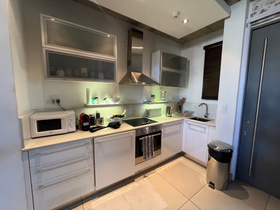 To Let 2 Bedroom Property for Rent in Melrose Arch Gauteng