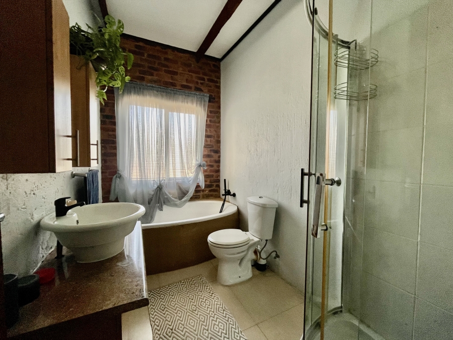 3 Bedroom Property for Sale in The Meadows Gauteng