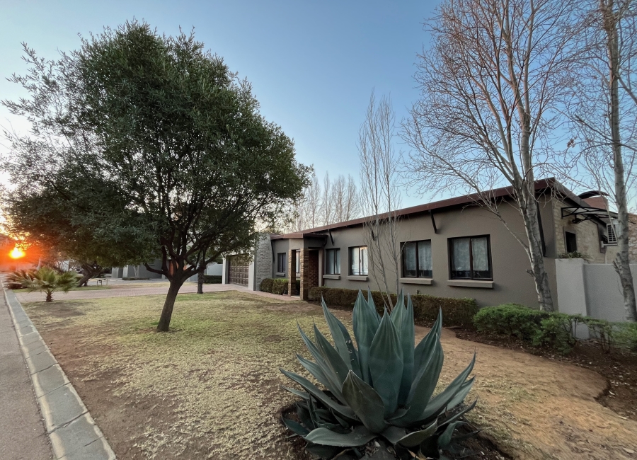 3 Bedroom Property for Sale in The Meadows Gauteng