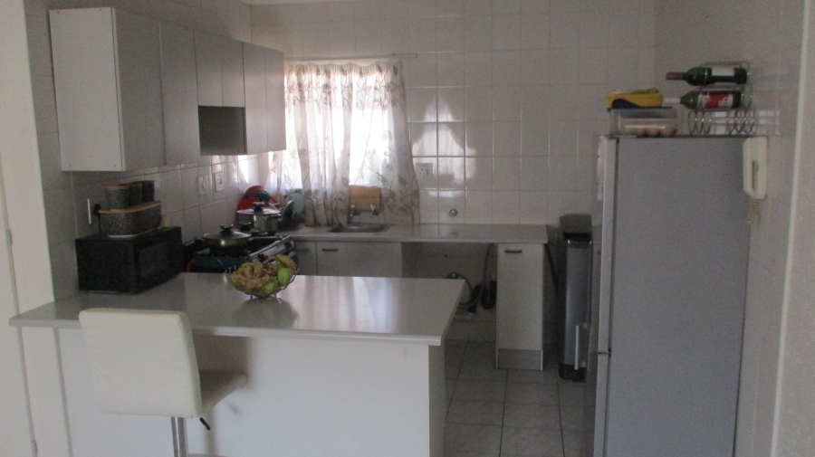 2 Bedroom Property for Sale in Regents Park Gauteng