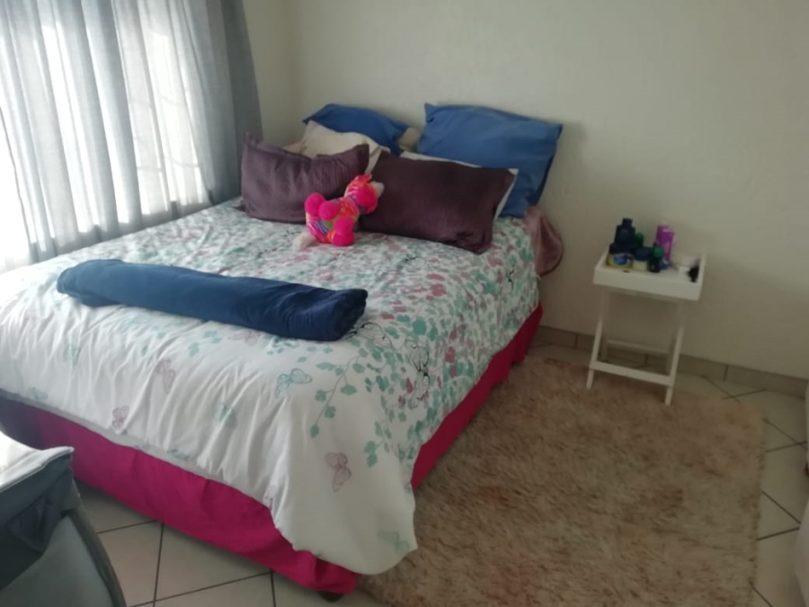 2 Bedroom Property for Sale in Regents Park Gauteng