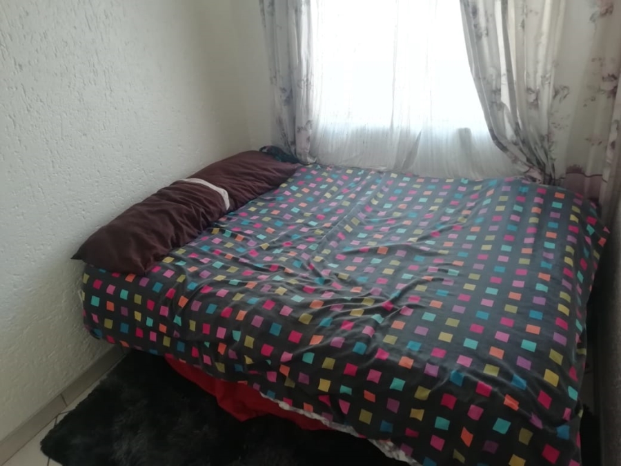 2 Bedroom Property for Sale in Regents Park Gauteng