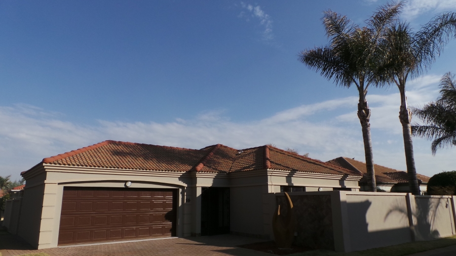 To Let 3 Bedroom Property for Rent in Kenleaf Gauteng