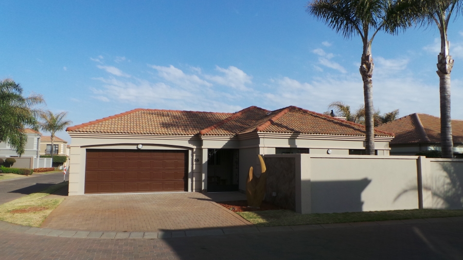 To Let 3 Bedroom Property for Rent in Kenleaf Gauteng