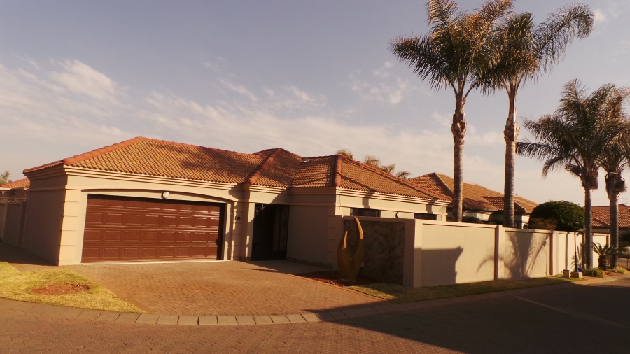 To Let 3 Bedroom Property for Rent in Kenleaf Gauteng