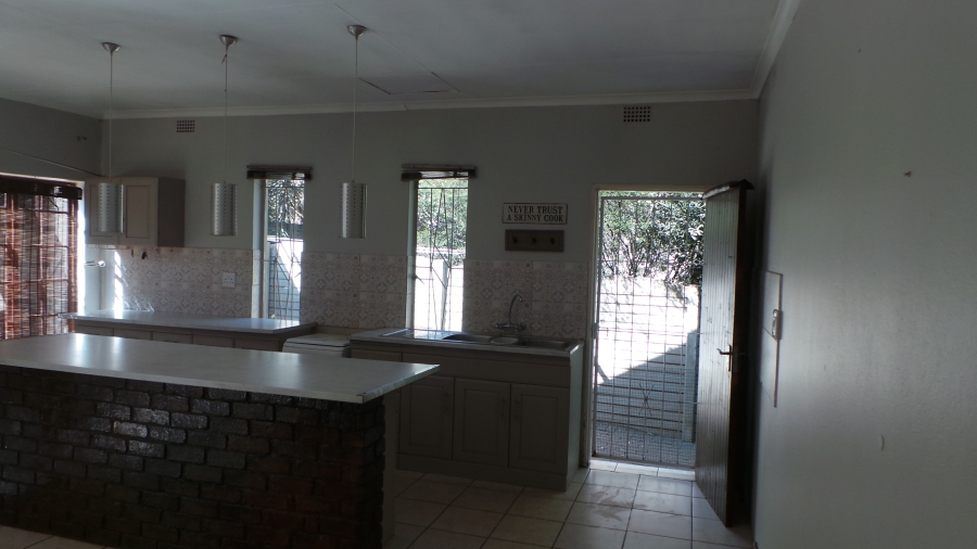 To Let 1 Bedroom Property for Rent in Dersley Gauteng