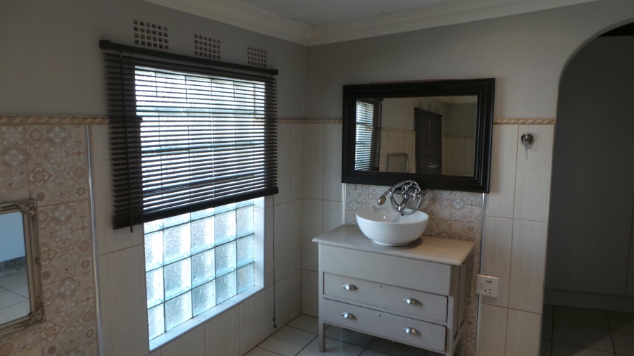 To Let 1 Bedroom Property for Rent in Dersley Gauteng