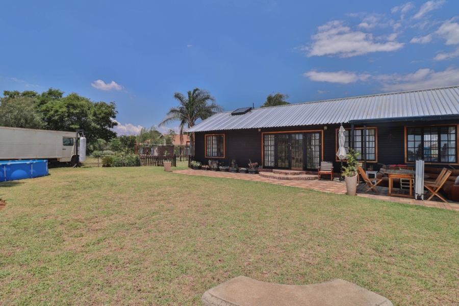 6 Bedroom Property for Sale in Benoni AH Gauteng