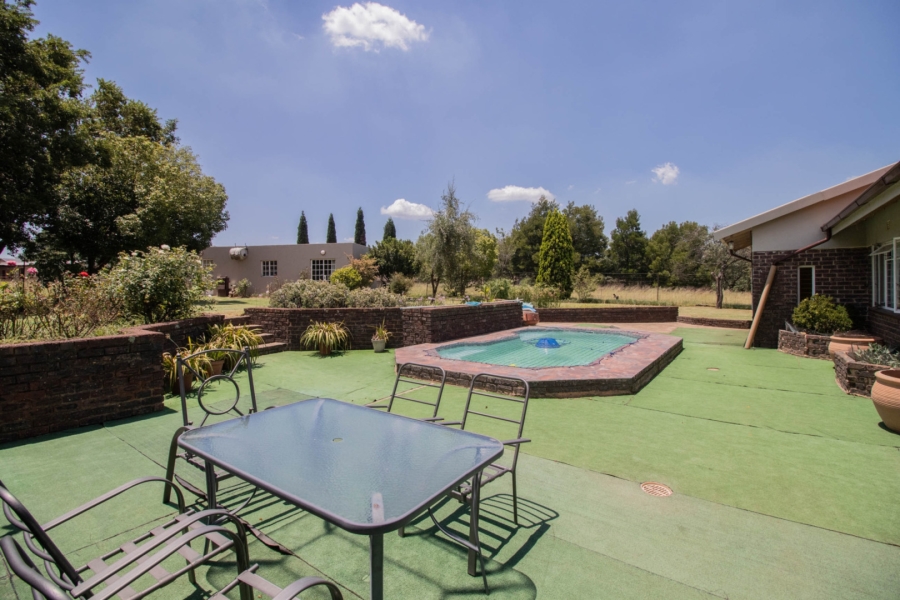 6 Bedroom Property for Sale in Benoni AH Gauteng