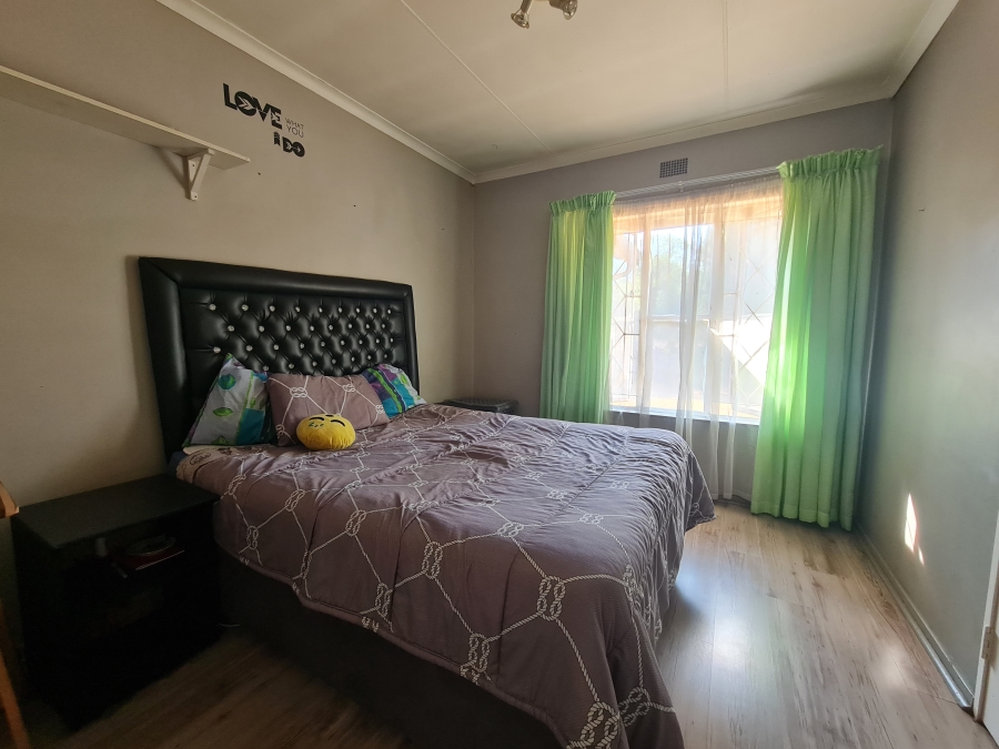 4 Bedroom Property for Sale in Croydon Gauteng