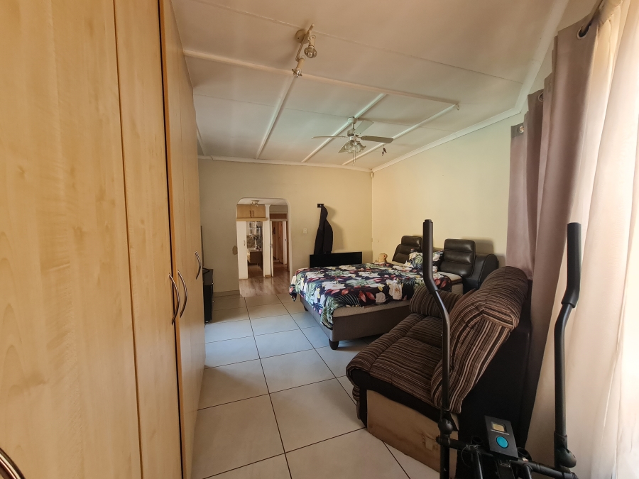 4 Bedroom Property for Sale in Croydon Gauteng