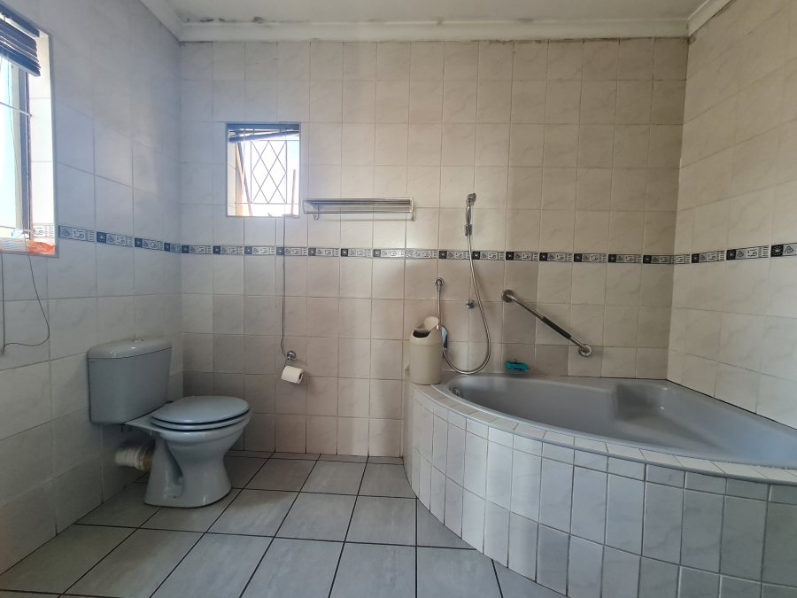 4 Bedroom Property for Sale in Croydon Gauteng