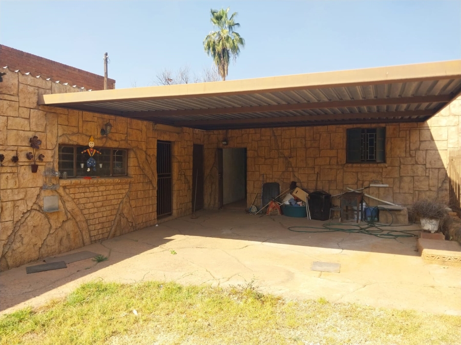 3 Bedroom Property for Sale in Pretoria Gardens Gauteng