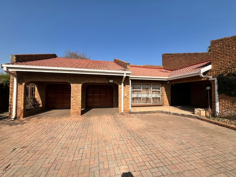 4 Bedroom Property for Sale in Edelweiss Gauteng