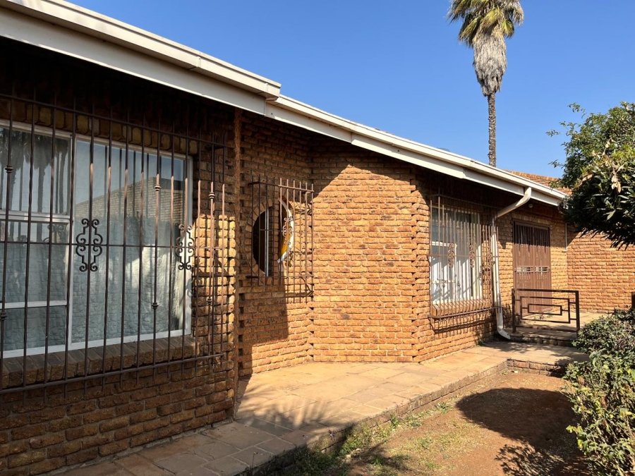 4 Bedroom Property for Sale in Edelweiss Gauteng