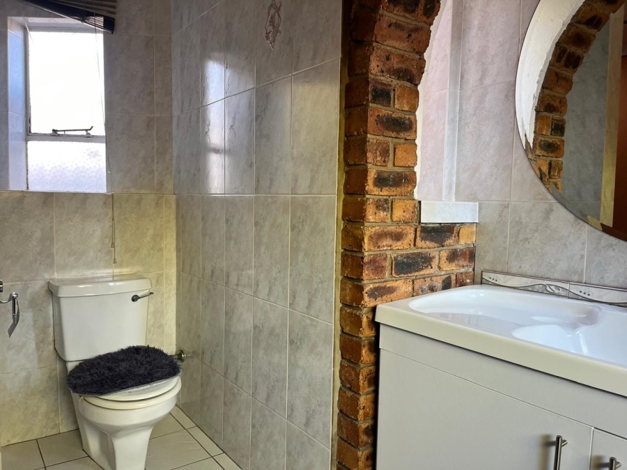 4 Bedroom Property for Sale in Edelweiss Gauteng