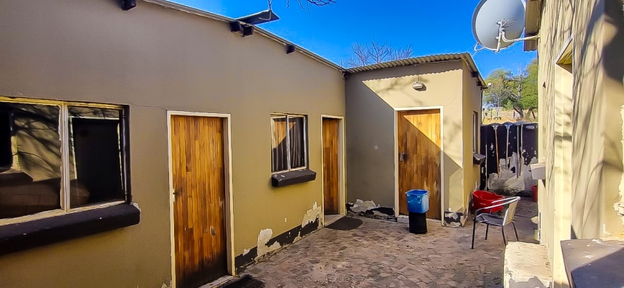 13 Bedroom Property for Sale in Glen Austin Gauteng