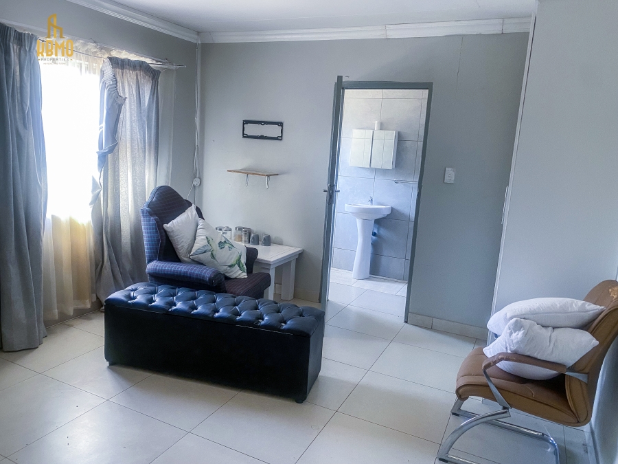 13 Bedroom Property for Sale in Glen Austin Gauteng