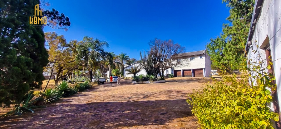 13 Bedroom Property for Sale in Glen Austin Gauteng