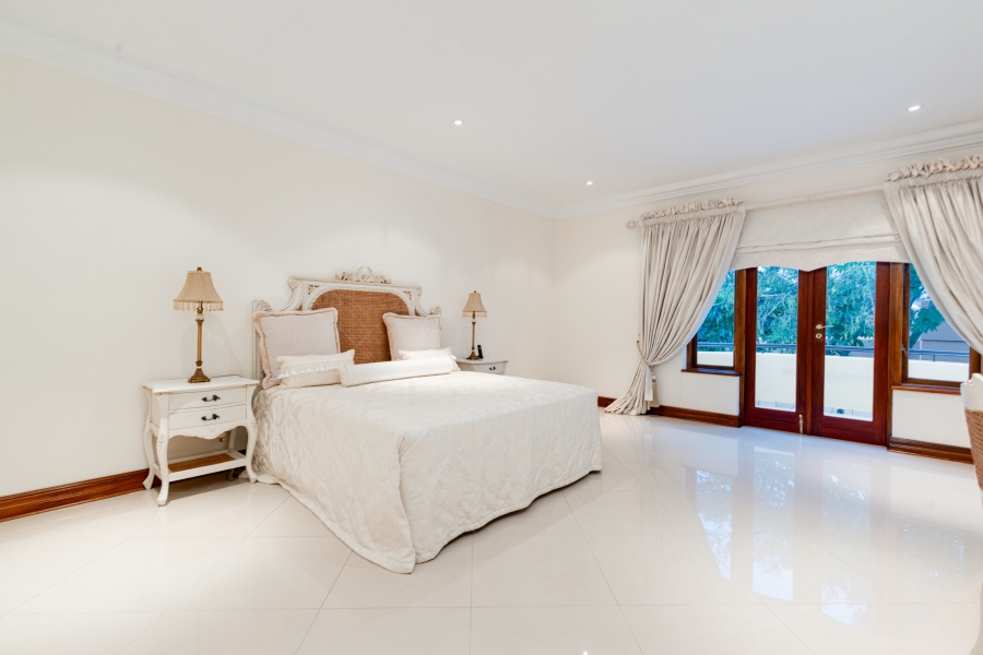 5 Bedroom Property for Sale in Waterkloof Ridge Gauteng