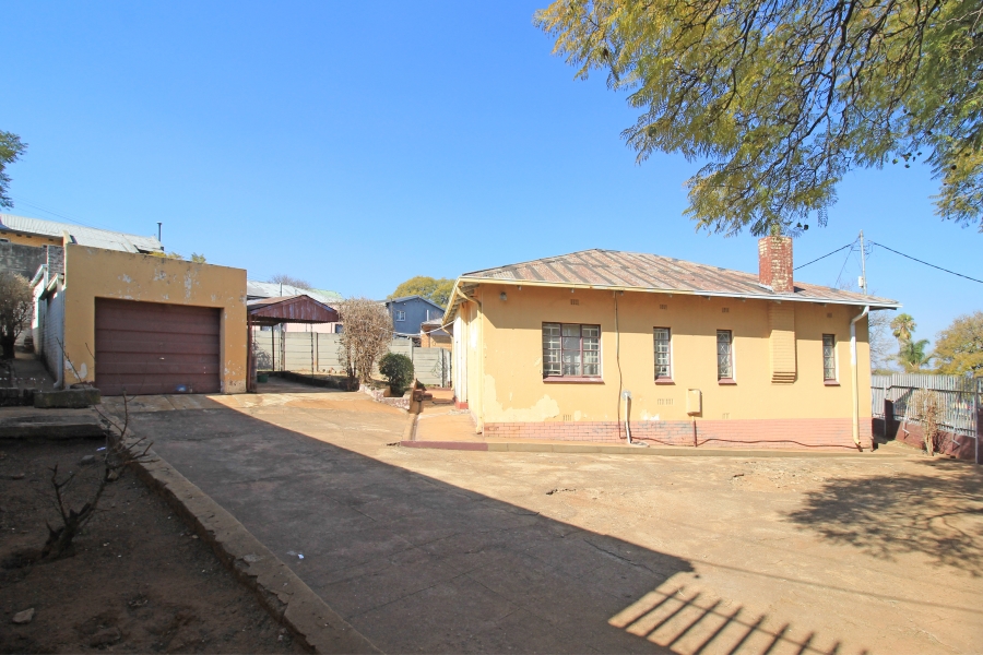 3 Bedroom Property for Sale in Crosby Gauteng