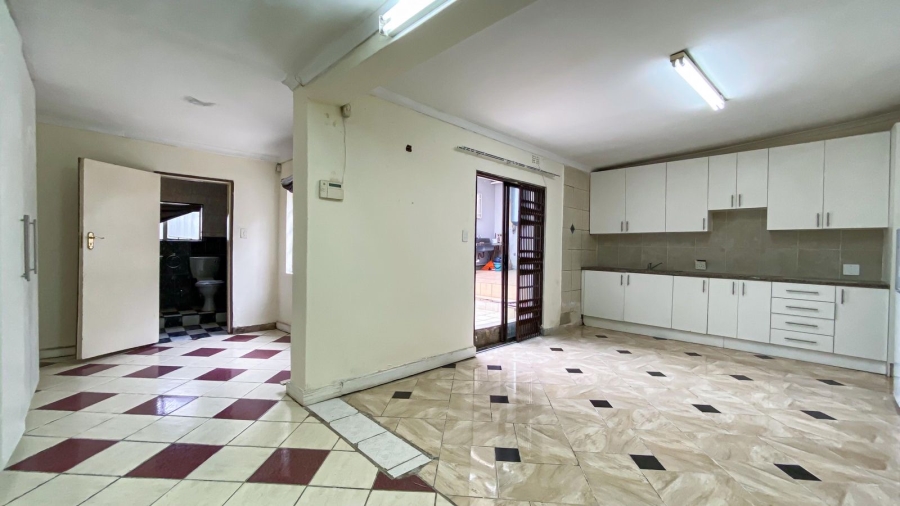 To Let 5 Bedroom Property for Rent in Auckland Park Gauteng